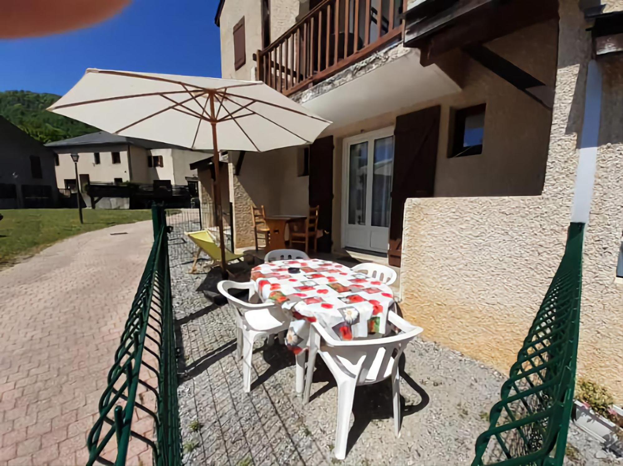 Escapade Montagne En Famille, Appartement Cosy Avec Piscine Couverte Apartment *